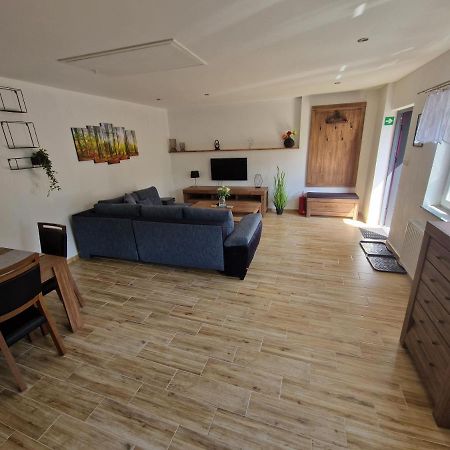 Restaurace U Mateje B&B Nove Mesto pod Smrkem Exteriör bild